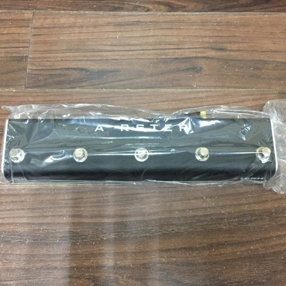 Xsonic AIRSTEP Smart Multi Controller Bluetooth Wireless Footswitch - Picture 8 of 16